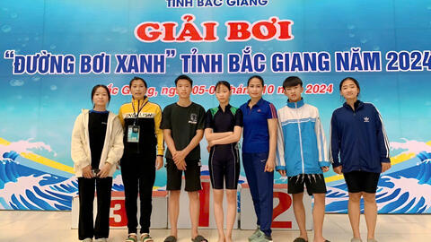 Chúc mừng thành tích xuất sắc của Thầy cô giáo và các em học sinh trường THPT Yên Dũng số 1 tại giải bơi "Đường bơi xanh" năm 2024